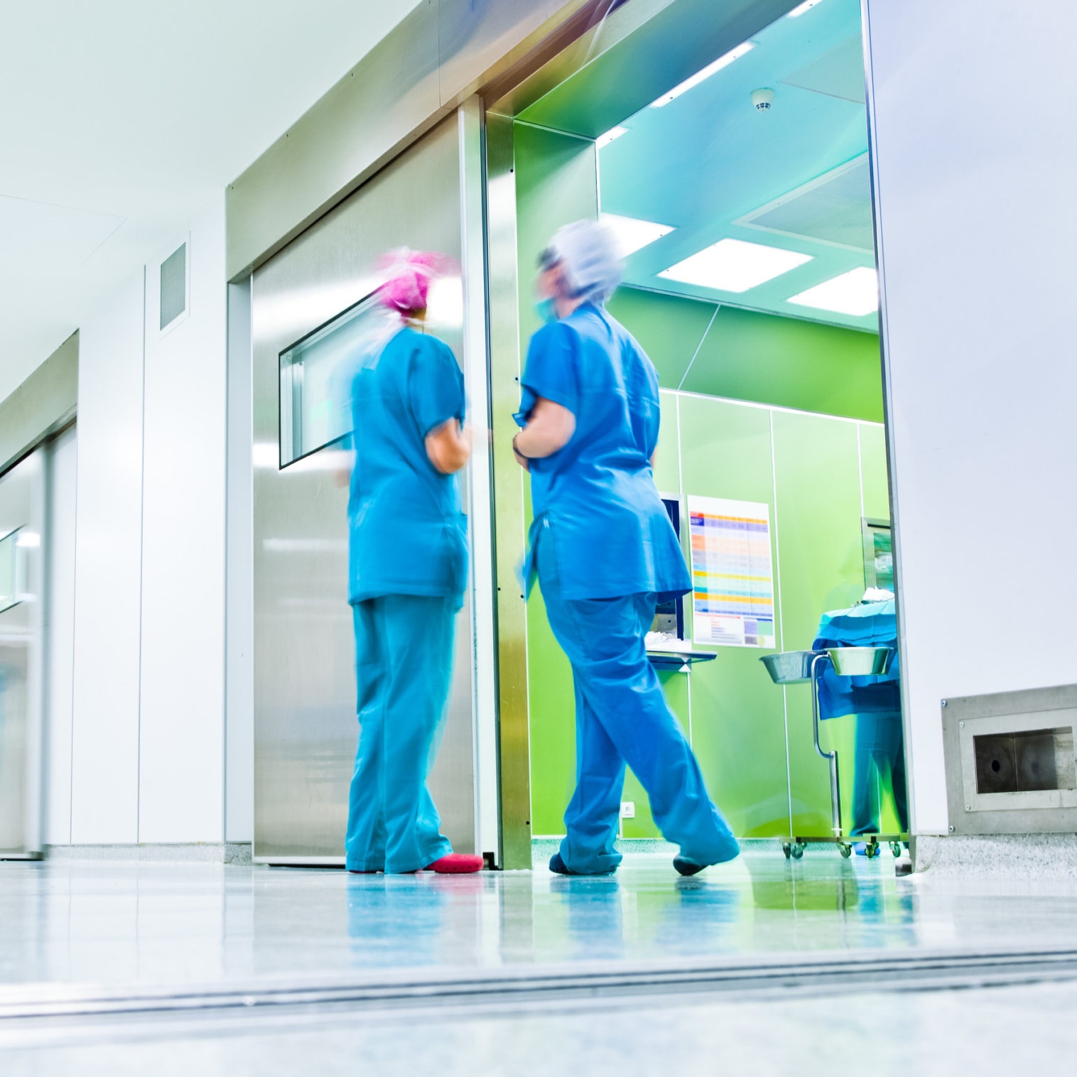 pd-OP-Krankenhausflur-scaled Cropped